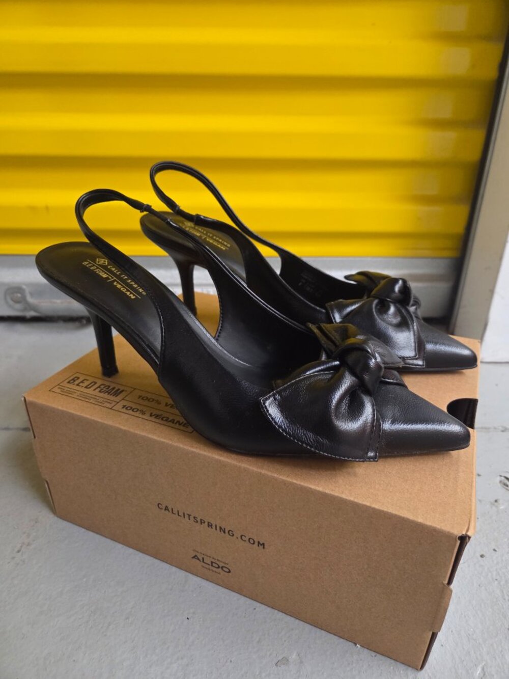 Call It Spring black bow heels - Picture 2 of 5